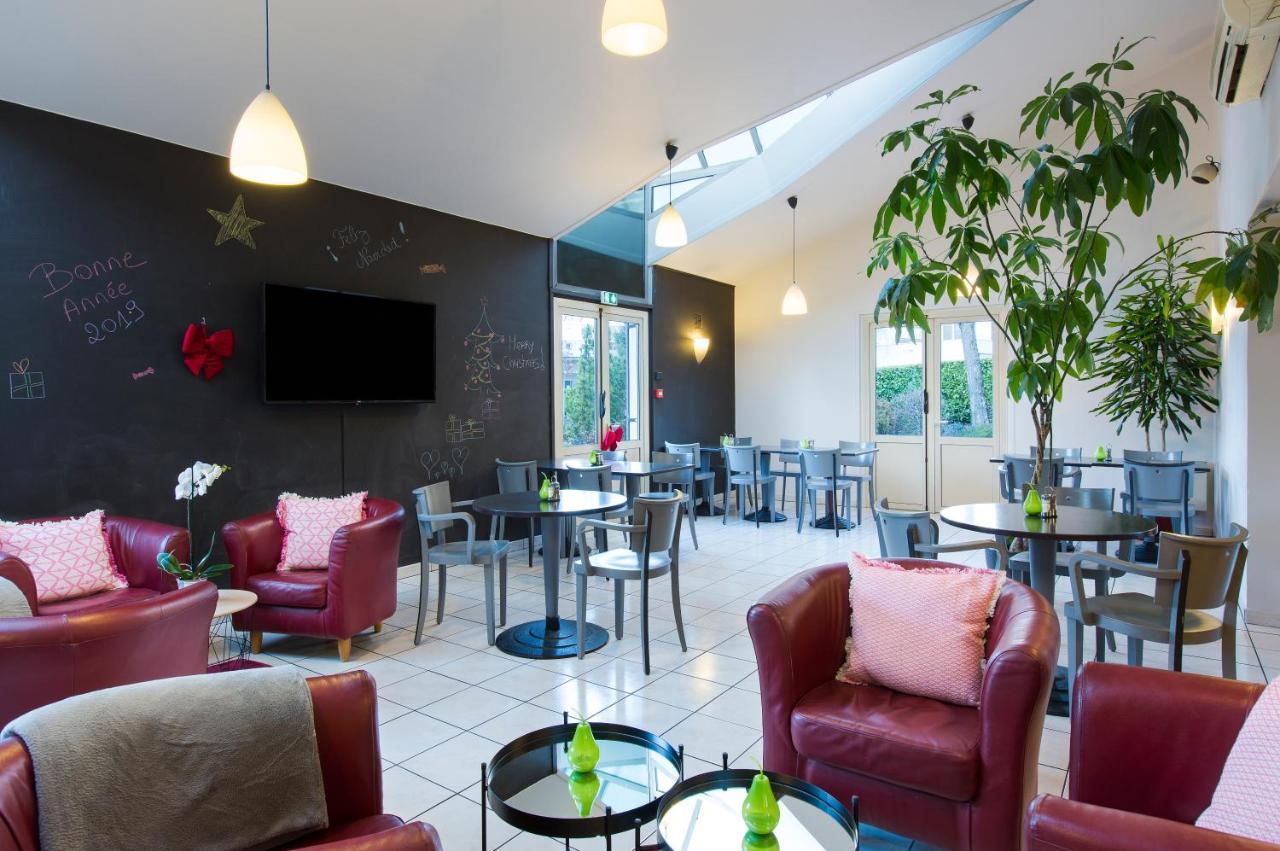 Comfort Hotel Grenoble Meylan Exterior foto