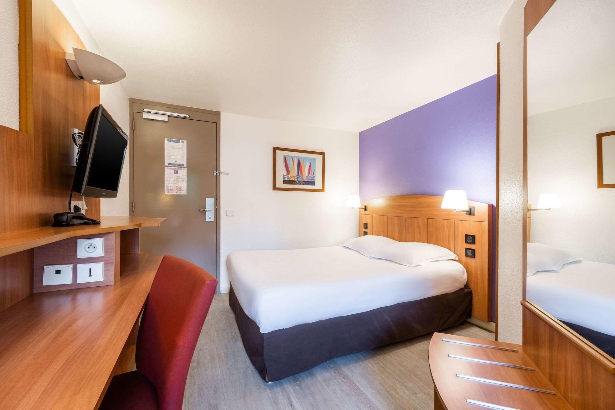 Comfort Hotel Grenoble Meylan Exterior foto