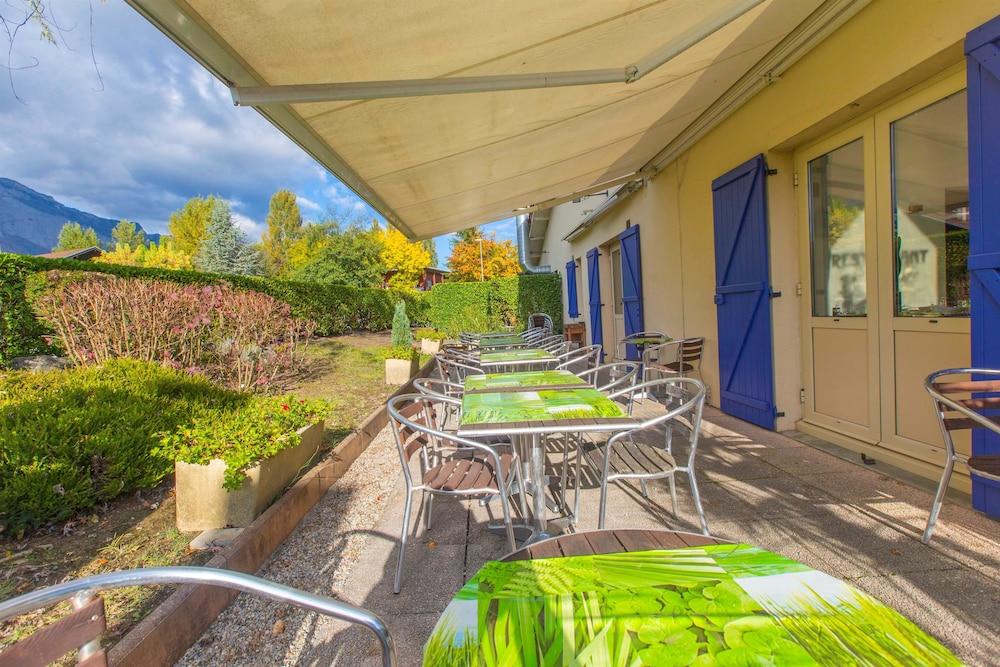 Comfort Hotel Grenoble Meylan Exterior foto