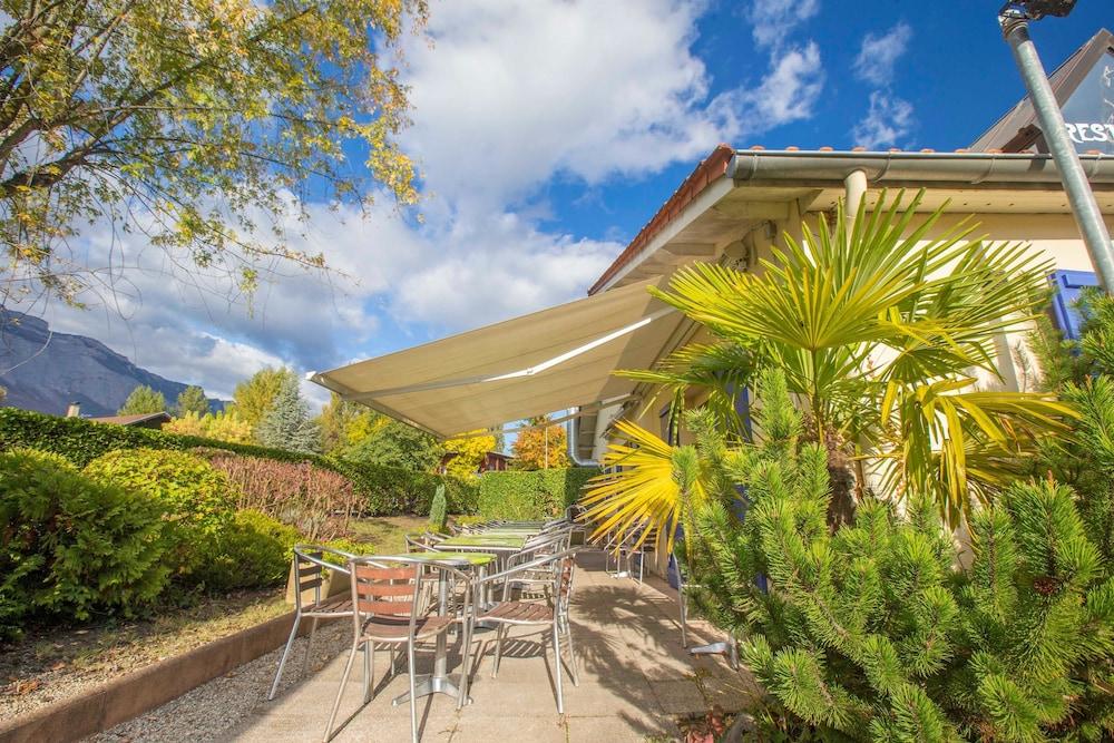 Comfort Hotel Grenoble Meylan Exterior foto