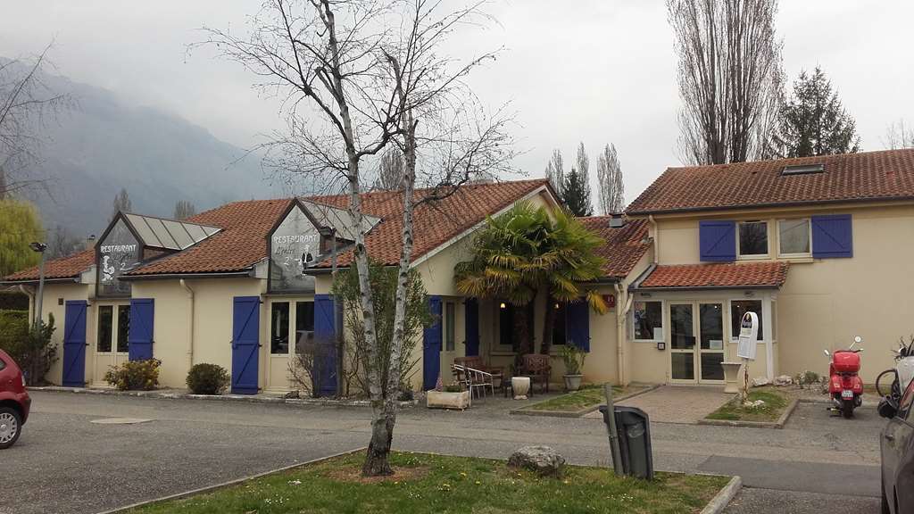 Comfort Hotel Grenoble Meylan Exterior foto