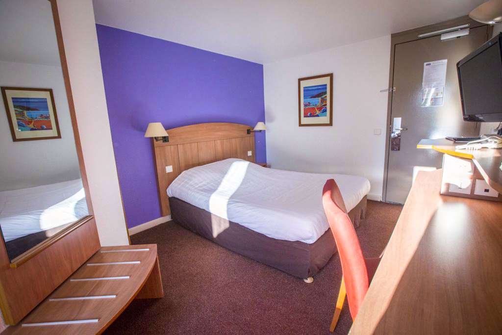 Comfort Hotel Grenoble Meylan Quarto foto