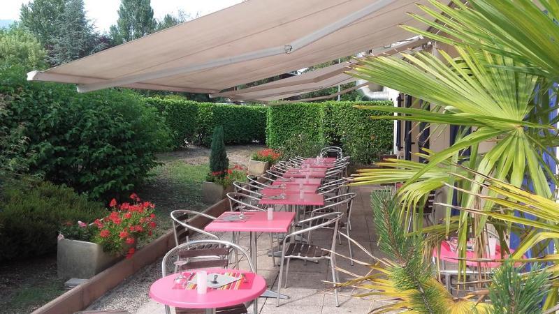 Comfort Hotel Grenoble Meylan Exterior foto