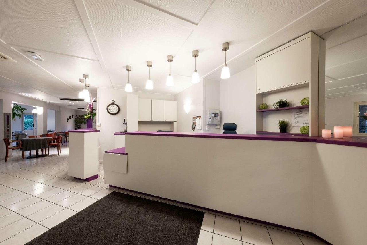 Comfort Hotel Grenoble Meylan Exterior foto